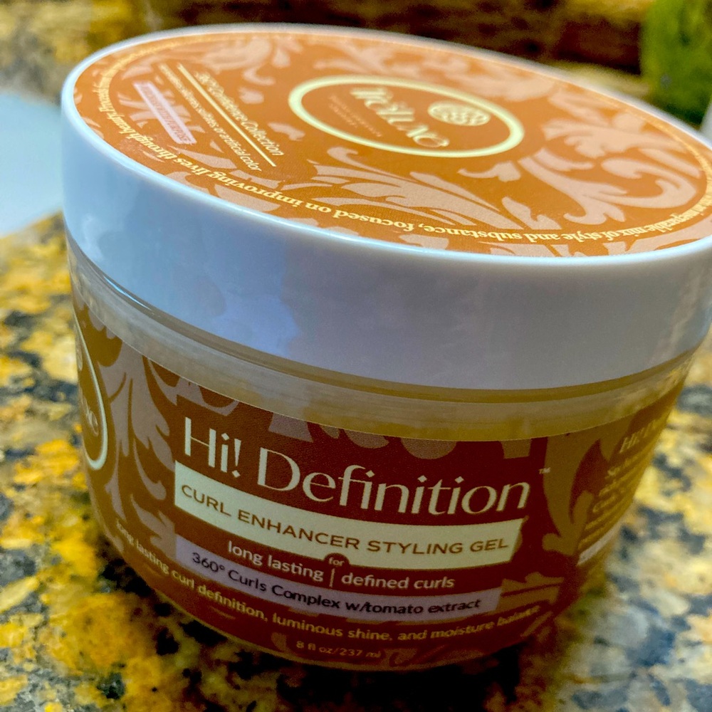 Unopened Hi!Definition curl enhancer style gel. 8 is. New